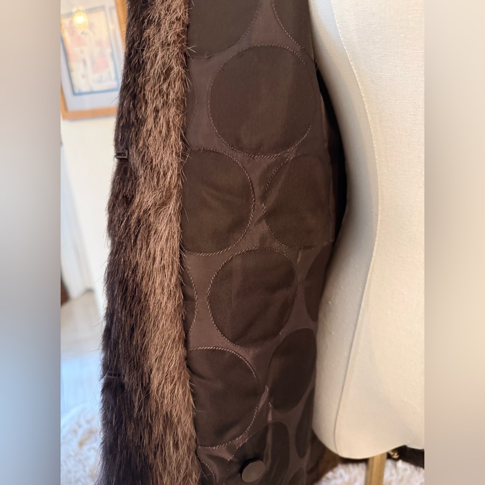 Vintage Fendi *Inspired* Genuine Fur Coat (Small/Medium) - Picture 13 of 16